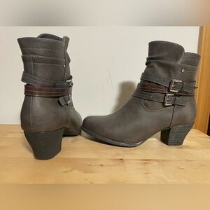 Short grey booties